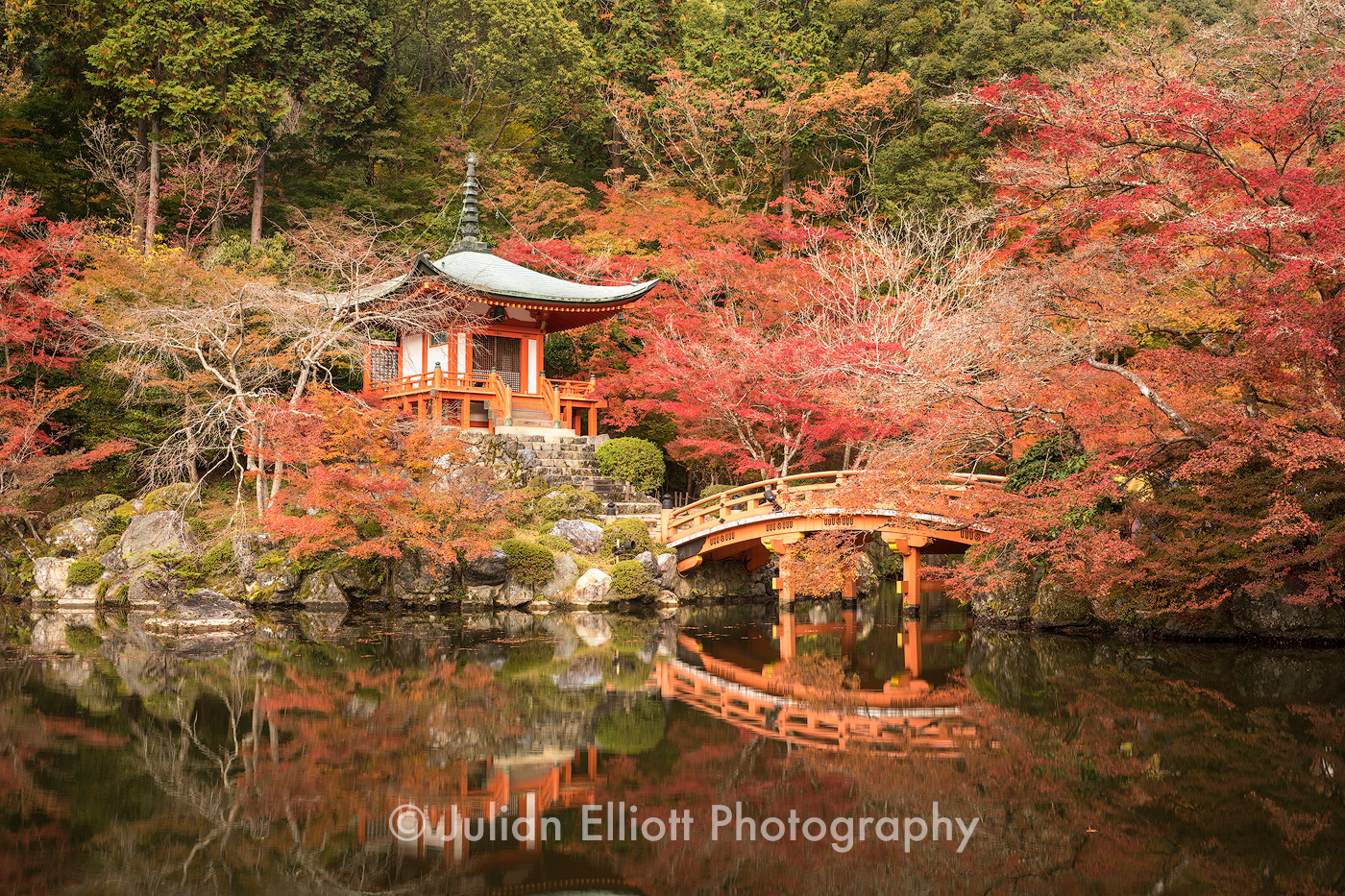 Autumn color in Daigo-ji temple Kyoto, Japan.