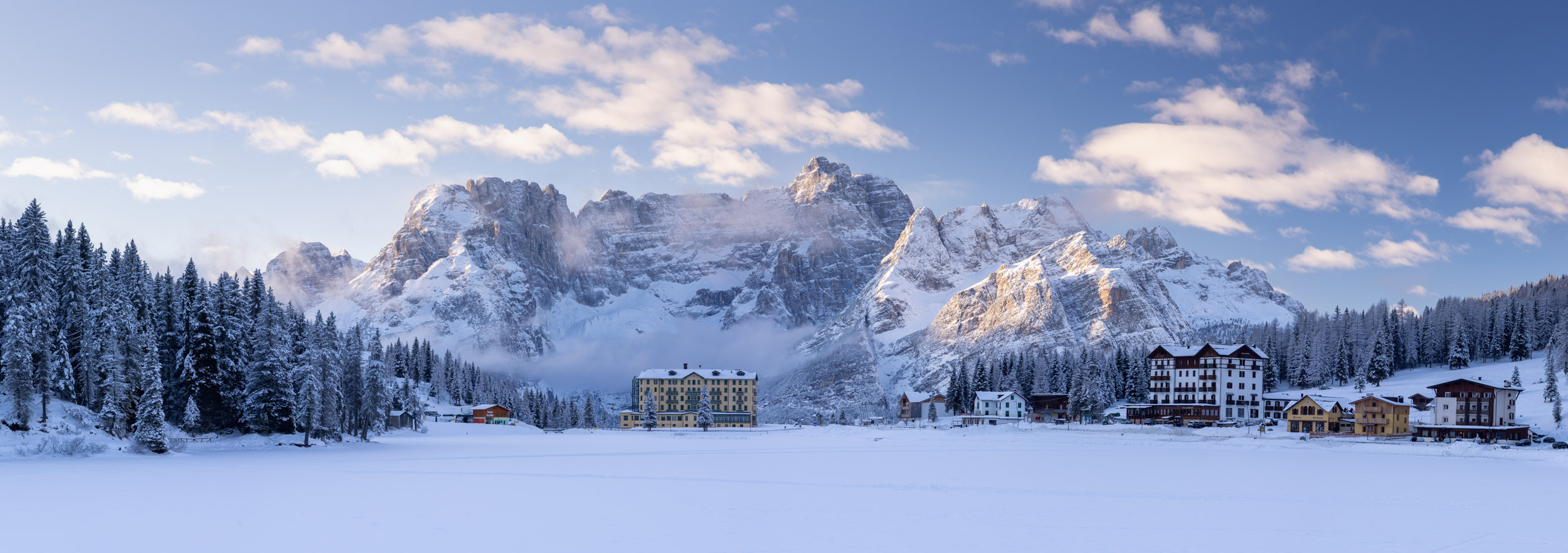 Panorama of the winter conditions surrounding Lago di Misurina in South Tyrol in the Italian Dolomites, Veneto, Italy.